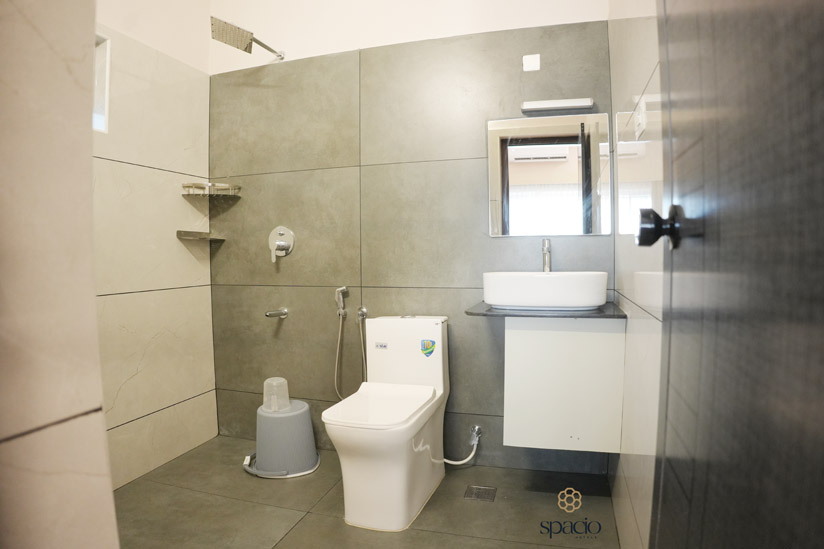 Contemporary Bathroom View